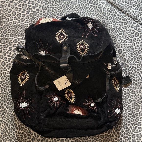 Free People Versailles Suede Black And Gold Embroidered Backpack NWT - Picture 11 of 11